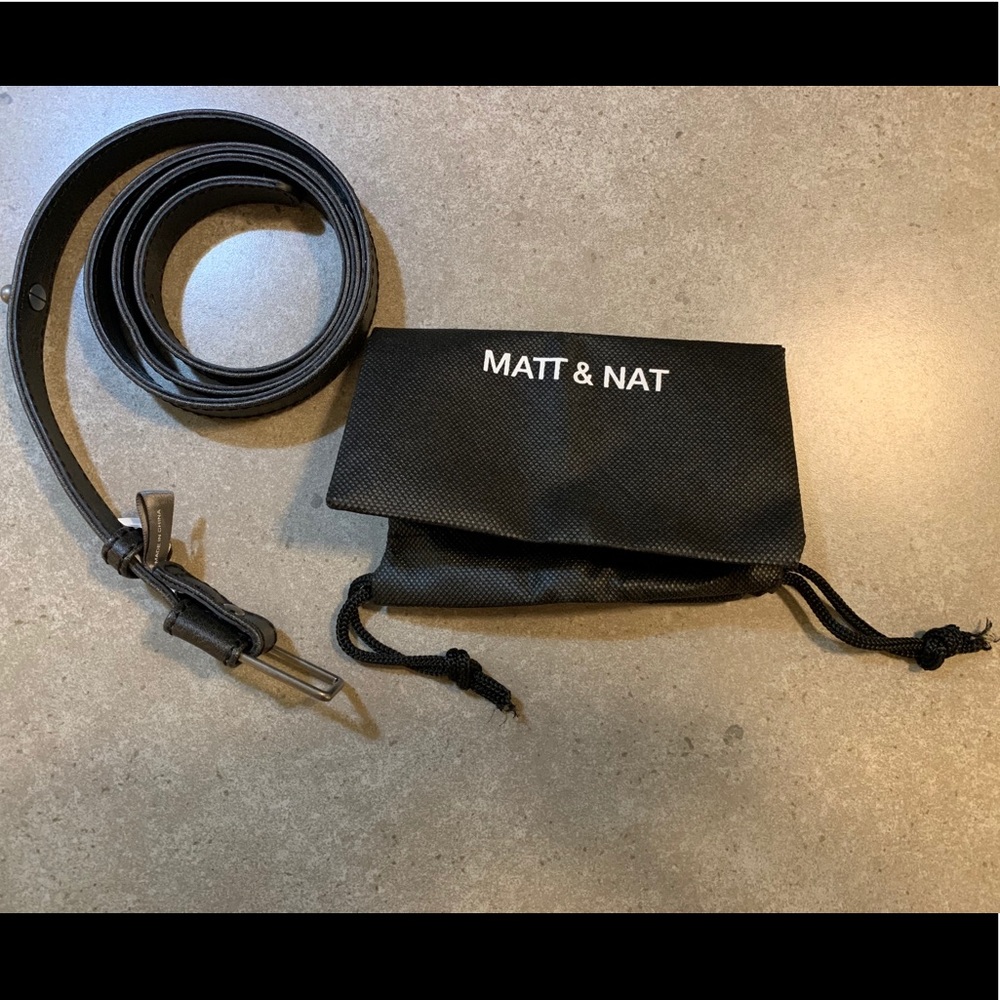 Matt & Nat Black Belt with Pouch